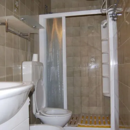 아파트 Enjoy The Breeze In Our Colorful Flat