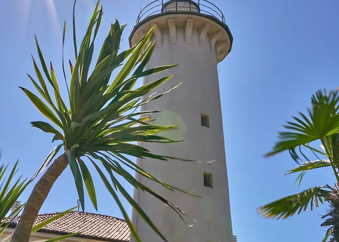Enjoy The Breeze In Our Colorful Flat * Бібіоне