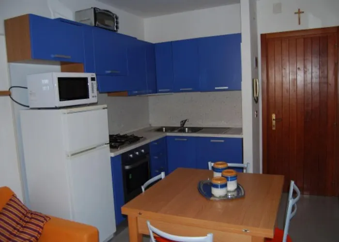 Enjoy The Breeze In Our Colorful Flat * Бібіоне